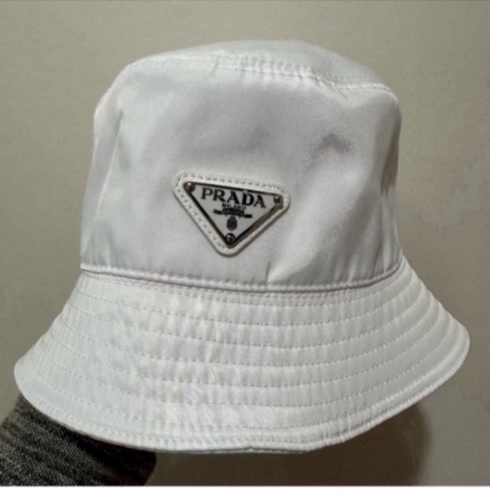 Prada Re-Nylon Bucket Hat in White (LIKE NEW)